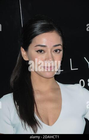 Aimee Garcia bei ELYSIUM Premiere, Regency Village Theater in Westwood, Los Angeles, CA 08/ 07/2013. Stockfoto