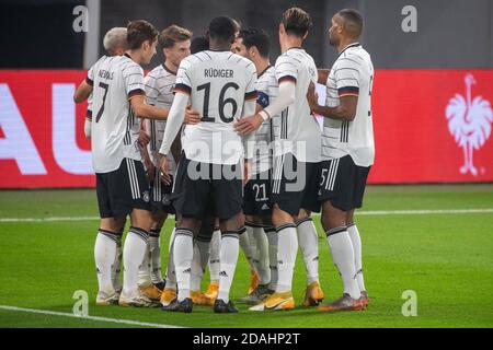 Leipzig, Deutschland. 11. Nov, 2020. Jubilationtraube der deutschen Spieler nach dem Tor zu 1: 0 für Deutschland, Fußball Laenderspiel, Freundschaftsspiel, Deutschland (GER) - Tschechische Republik (CZE) 1: 0, am 11.11.2020 in Leipzig/Deutschland. ¬ Nutzung weltweit Credit: dpa/Alamy Live News Stockfoto