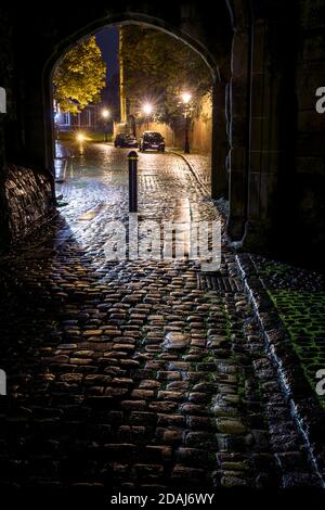 Turret Gateway in Leicester und einst Teil der Burgmauern. Stockfoto