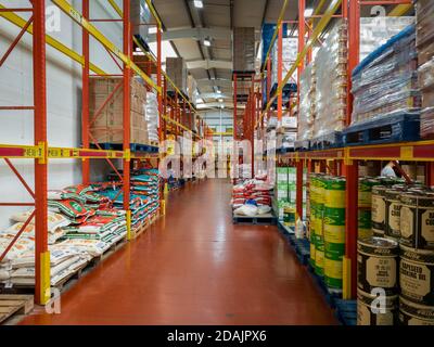 Ein Supermarkt Lagerhaus. Stockfoto