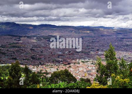 Bogota von Montserrate aus gesehen, Kolumbien, Südamerika Stockfoto