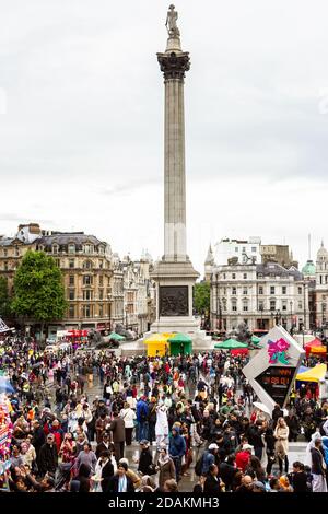 Ratha Yastra Festival organisiert von Hare Krishna Anhänger, Trafalgar Square London Stockfoto