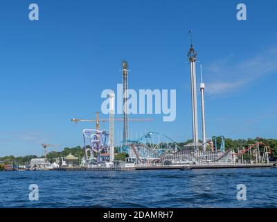 Gröna Lund ist ein schwedischer Vergnügungspark auf der Insel Djurgården in Stockholm. Es wurde 1883 gegründet und ist die älteste schwedische amusemens Stockfoto