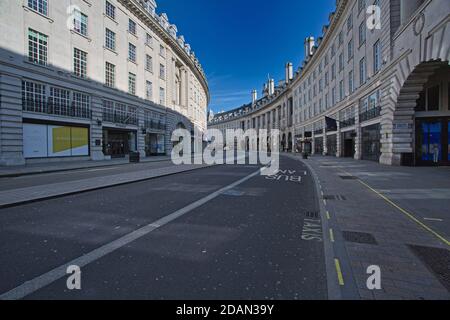 GROSSBRITANNIEN / England / London / eine unwirkliche Stadtsperre in London 24.3.2020/ Londons berühmte Regent Street ist völlig leer. Stockfoto