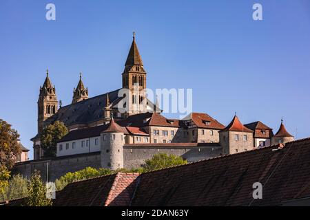 Die Comburg bei Schwäbisch Hall ist ein ehemaliges Benediktinerkloster Im Herzen Europas Stockfoto