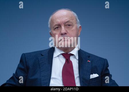 Paris, Frankreich, 12. november 2018, Laurent Fabius, ehemaliger Premierminister der Republik Frankreich, beim Pariser Friedensforum, François Loock/Alamy Stockfoto