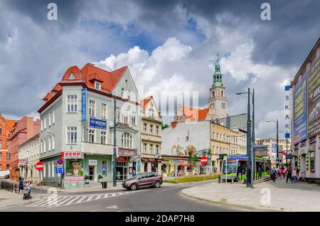 OLSZTYN, WARMIAN-MASURISCHE PROVINZ, POLEN, Ger.: Allenstein, Jednosci Slowianskiej plaza. Stockfoto