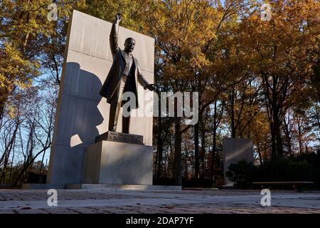 Die Statue von Präsident Theodore Roosevelt im Herbst, Herbst. Am Theodore Roosevelt Park im Potomac Fluss zwischen Washington DC und Virginia. Stockfoto
