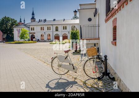 PSZCZYNA, SCHLESISCHE PROVINZ, POLEN: ger.: Pless, Hof der fürstlichen Ställe. Stockfoto