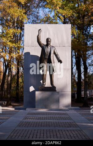 Die Statue von Präsident Theodore Roosevelt im Herbst, Herbst. Am Theodore Roosevelt Park im Potomac Fluss zwischen Washington DC und Virginia. Stockfoto