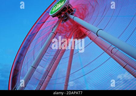 Chicagos Navy Pier-Riesenrad in Bewegung. Stockfoto