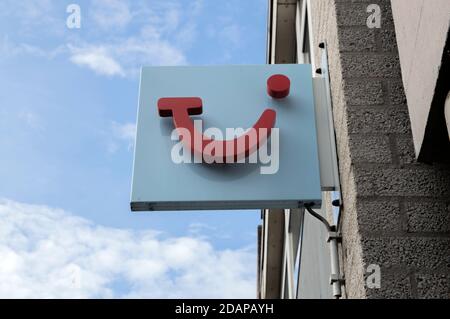 Plakat TUI Reisebüro in Zaandam Niederlande 23-10-2019 Stockfoto