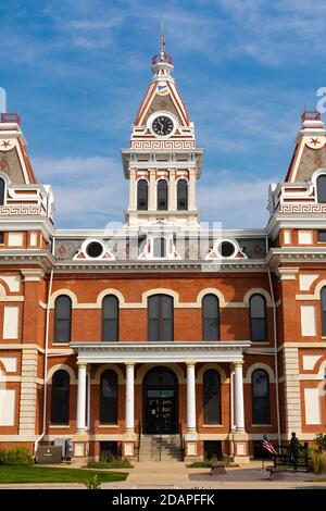 Das Livingston County Courthouse an einem wunderschönen Herbstmorgen. Pontiac, Illinois, USA Stockfoto