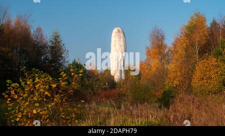 Sutton Manor Woods, Heimat der Dream Sculpture und früher das Zuhause der Sutton Manor Colliery, St Helens, Merseyside Stockfoto