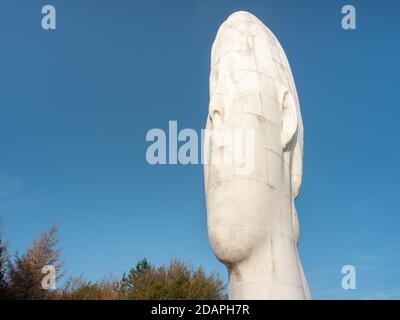 Sutton Manor Woods, Heimat der Dream Sculpture und früher das Zuhause der Sutton Manor Colliery, St Helens, Merseyside Stockfoto