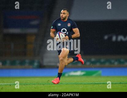 Twickenham, England, 14. November 2020 Englands Ollie Lawrence England gegen Georgien. Quilter International. Kredit : Mark Pain / Alamy Live Nachrichten Stockfoto