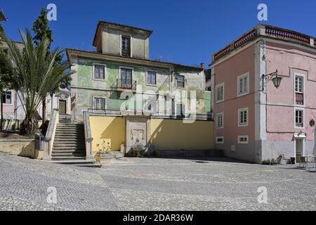 Bunte alte Gebäude, Altstadt, Caldas da Rainha, Estremadura, Portugal Stockfoto