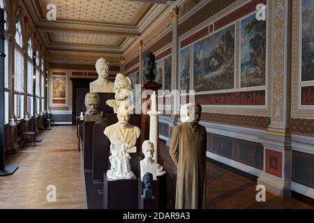 Statuen von Friedrich Nietzsche, Neues Museum, Weimar, Thüringen, Deutschland Stockfoto