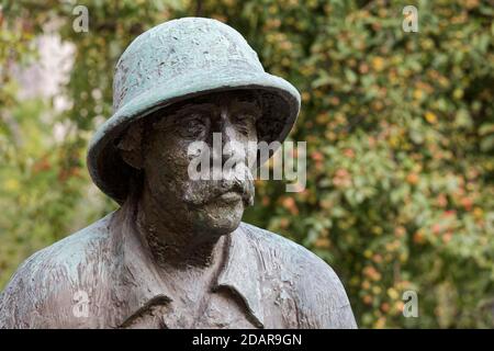 Denkmal Albert Schweitzer, Bildhauer Gerhard Geyer, Weimar, Thüringen, Deutschland Stockfoto