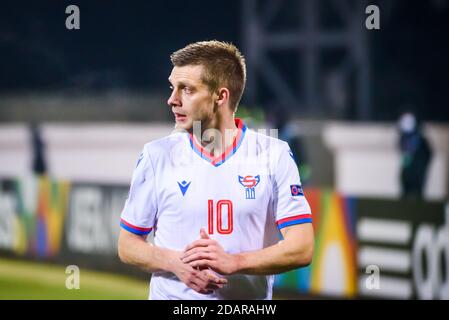 RIGA, LETTLAND. November 2020. Solvi Vatnhamar, während der UEFA NATIONS LEAGUE Spiel zwischen der Nationalmannschaft Lettland und der Nationalmannschaft Färöer Inseln. Kredit: Gints Ivuskans/Alamy Live Nachrichten Stockfoto