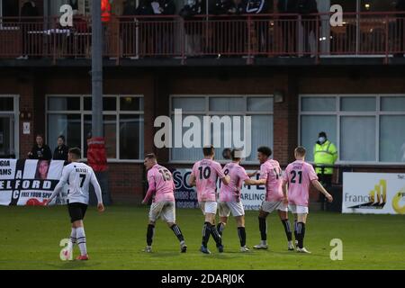 DARLINGTON, ENGLAND. 14. NOVEMBER Dominic McHale von AFC Telford C elebrate nach dem zweiten Tor während der Vanarama National League North Spiel zwischen Darlington und AFC Telford United in Blackwell Meadows, Darlington am Samstag 14. November 2020. (Kredit: Mark Fletcher, Mi News) Kredit: MI Nachrichten & Sport /Alamy Live Nachrichten Stockfoto