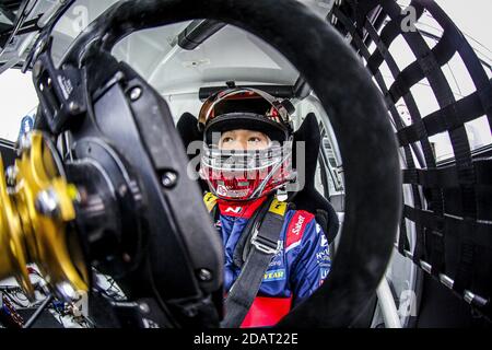 Cheah Mitchell (Mal), Engstler Hyundai N Liqui Moly Racing Team, Hyundai i30 N TCR, Portrait während des FIA WTCR Race of Ara / LM 2020 Stockfoto