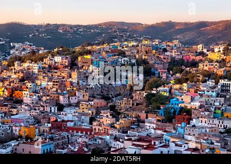 Sonnenuntergang Farben, UNESCO-Weltkulturerbe Guanajuato, Mexiko Stockfoto