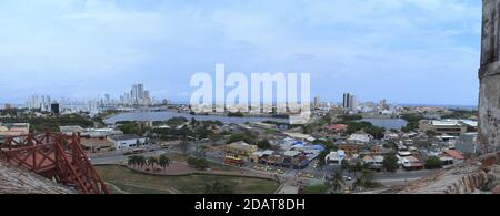 Panoramabild der Stadt von der Burg San Felipe in Cartagena, Kolumbien Stockfoto