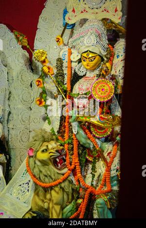 Durga Puja Magie der göttlichen Gnade und Stärke Stockfoto