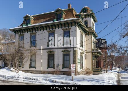 MONTPELIER, VERMONT, USA - 20. FEBRUAR 2020: Blick auf die Hauptstadt Vermont im Winter Stockfoto
