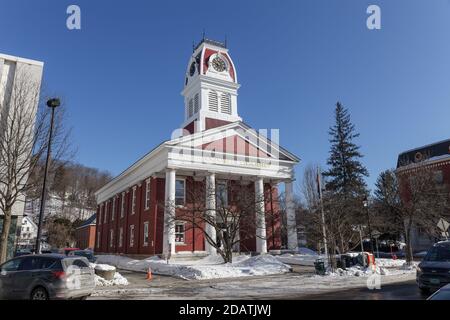 MONTPELIER, VERMONT, USA - 20. FEBRUAR 2020: Blick auf die Hauptstadt Vermont im Winter Stockfoto