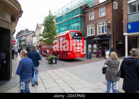 BREXIT-Kampfbus in Stafford mit Boris Johnson Predigten Stockfoto