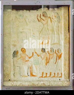 Ägypten, Kairo, Ägyptisches Museum, Stele von Ipuia und Nefertari, Saqqara, Nordseite der Teti Pyramide. Stockfoto