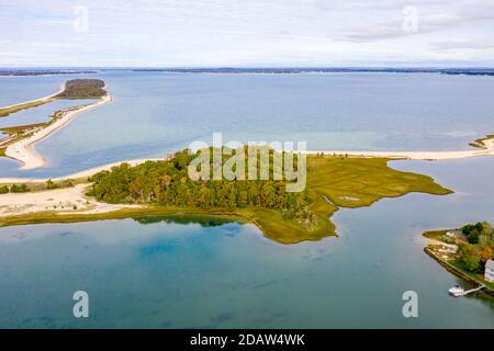 Luftaufnahme von Clam Island, Clam Island County Nature Preserve, Sag Harbor, NY Stockfoto