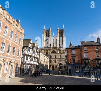 Blick auf Checkrgate und Lincoln Cathedral vom Castle Hill Oktober 2020 Stockfoto