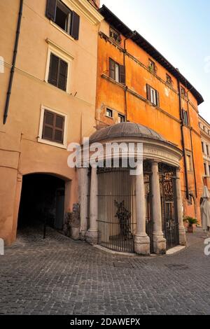 Tempietto del Carmelo, Piazza Costaguti, Jüdisches Ghetto, Rom, Italien Stockfoto