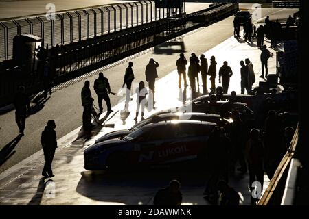 Alcaniz, Aragon, Spanien. 15. Nov, 2020. Pitlane, Rennen 1 während des 2020 FIA WTCR Race of Aragon, 6. Runde des 2020 FIA World Touring Car Cup, auf der Ciudad del Motor de Aragon, vom 14. Bis 15. November 2020 in Alcañiz, Aragon, Spanien - Photo Paulo Maria / DPPI / LM Kredit: Gruppo Editoriale LiveMedia/Alamy Live News Stockfoto