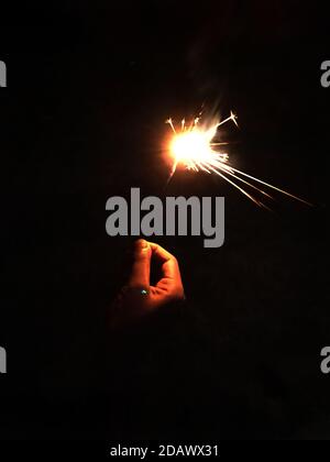 Beleuchtung Cracker in Diwali Tag Stockfoto