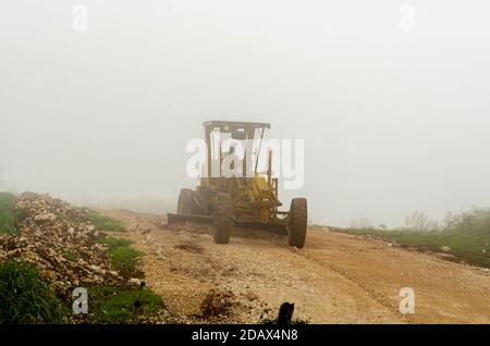 Arbeiten an EINEM Foggy Day Stockfoto