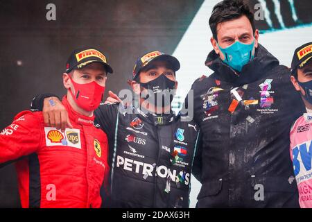 Tuzla in der Nähe von Istanbul, Türkei. 15. November 2020. Podium VETTEL Sebastian (ger), Scuderia Ferrari SF1000, HAMILTON Lewis (gbr), Mercedes AMG F1 GP W11 Hybrid EQ Power+, WOLFF Toto (aut), Teamchef & CEO Mercedes AMG F1 GP, Portrait während des Formel 1 DHL Turkish Grand Prix 2020, vom 13. Bis 15. November, 2020 auf dem Intercity Istanbul Park, in Tuzla, in der Nähe von Istanbul, Türkei - Foto Antonin Vincent / DPPI / LM Credit: Gruppo Editoriale LiveMedia/Alamy Live News Stockfoto