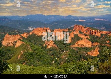 Las Medulas, antike römische Goldminen in Leon, Castilla y Leon. Spanien. Panoramafotografie Stockfoto