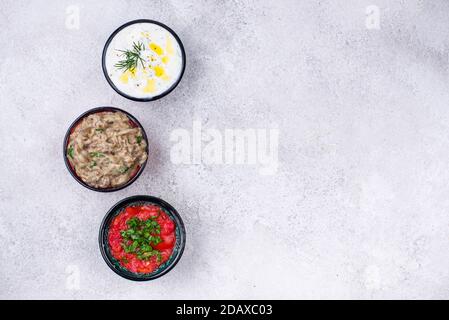 Baba ganoush, tzatziki und Tomate ezme Stockfoto