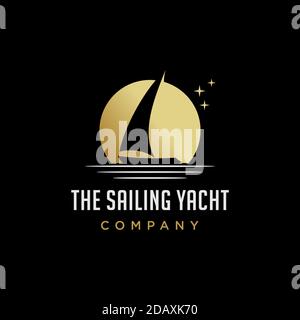Golden Sunset mit Silhouette von Segelyacht Logo Design Stock Vektor