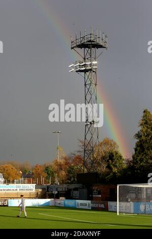 Borehamwood, Großbritannien. November 2020. Regenbogen während des FA Women's Super League-Spiels zwischen Arsenal und Chelsea im Meadow Park in Borehamwood. FEDERICO GUERRA MARANESI/SPP Quelle: SPP Sport Press Foto. /Alamy Live Nachrichten Stockfoto