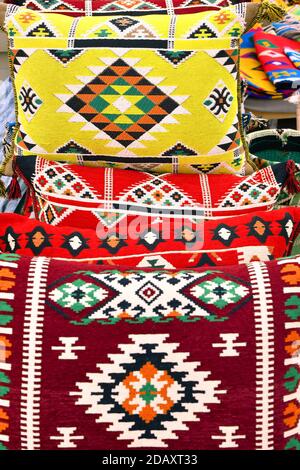 Traditionelle orientalische Teppiche in Wakif Souk in Doha Katar Stockfoto