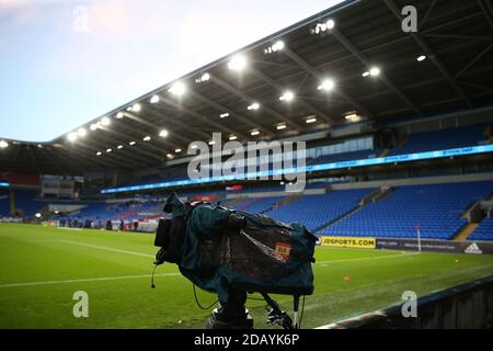 Cardiff, Großbritannien. November 2020. Eine Fernsehkamera. UEFA Nations League, Gruppe H Spiel, Wales gegen Republik Irland im Cardiff City Stadion in Cardiff, South Wales am Sonntag, 15. November 2020. Redaktionelle Verwendung nur. PIC von Andrew Orchard / Andrew Orchard Sport Fotografie / Alamy Live News Kredit: Andrew Orchard Sport Fotografie / Alamy Live News Stockfoto