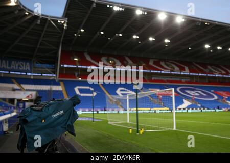 Cardiff, Großbritannien. November 2020. Eine Fernsehkamera.UEFA Nations League, Gruppe H Spiel, Wales gegen Republik Irland im Cardiff City Stadium in Cardiff, South Wales am Sonntag, 15. November 2020. Redaktionelle Verwendung nur. PIC von Andrew Orchard / Andrew Orchard Sport Fotografie / Alamy Live News Kredit: Andrew Orchard Sport Fotografie / Alamy Live News Stockfoto