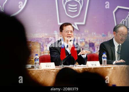 Taipeh, Taiwan. November 2020. Kung Ming-hsin, Minister ohne Geschäftsbereich des Exekutivrats Yuan und Minister für nationale Entwicklung nimmt an der 31. Pressekonferenz der APEC-Ministerkonferenz im Nationalen Entwicklungsrat Teil. Kredit: SOPA Images Limited/Alamy Live Nachrichten Stockfoto