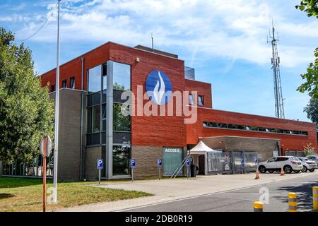 Abbildung Bild zeigt die Polizeistation in Fleron, Donnerstag, 06. August 2020. BELGA FOTO BRUNO FAHY Stockfoto