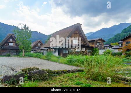 Traditionelle Gassho-zukuri Bauernhäuser, in Ogimachi Dorf, Shirakawa-go, Ono, Japan Stockfoto